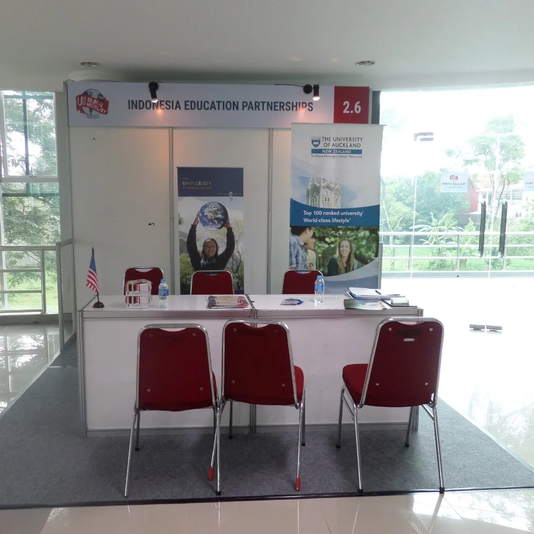 Berapa Harga Sewa Partisi Pameran R8? Ukuran & Cara Sewa