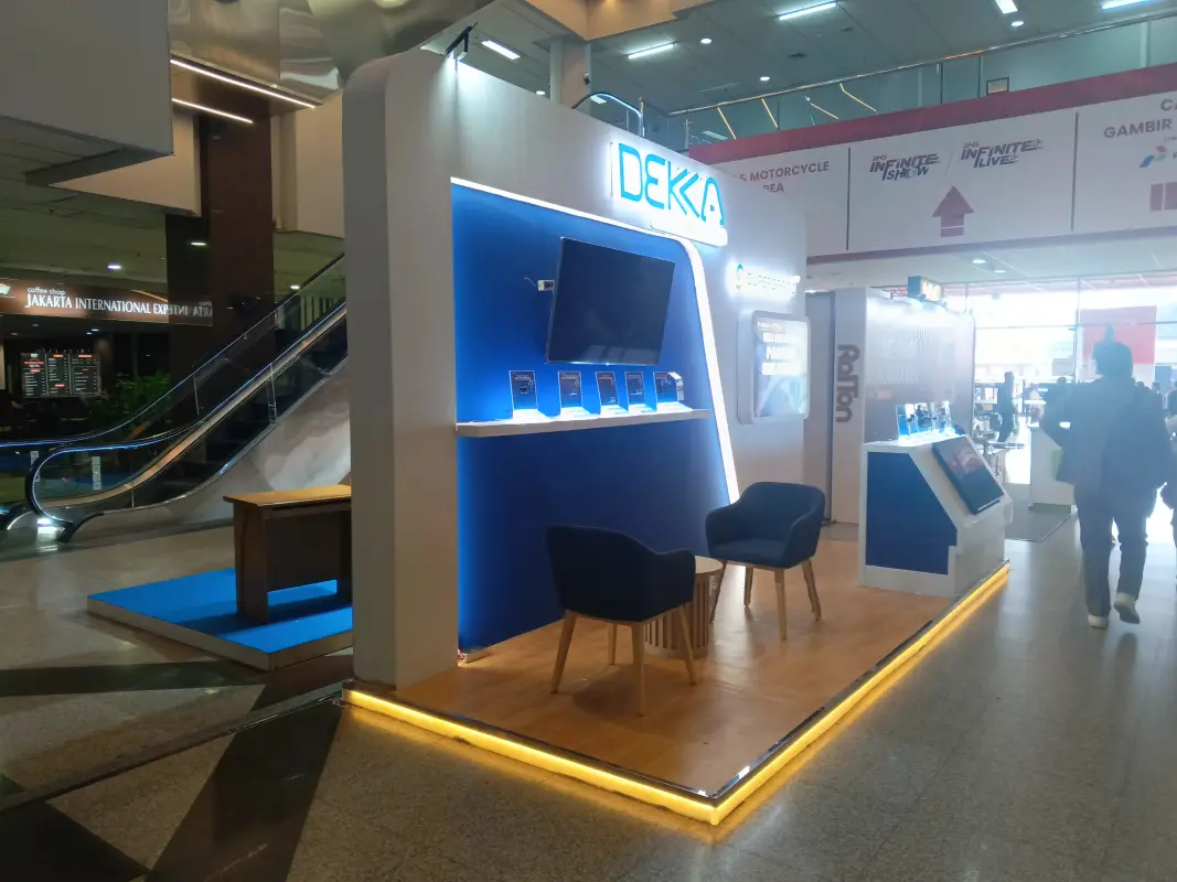 SUPERSPRING SPECIAL DESIGN BOOTH - Project Gallery Image